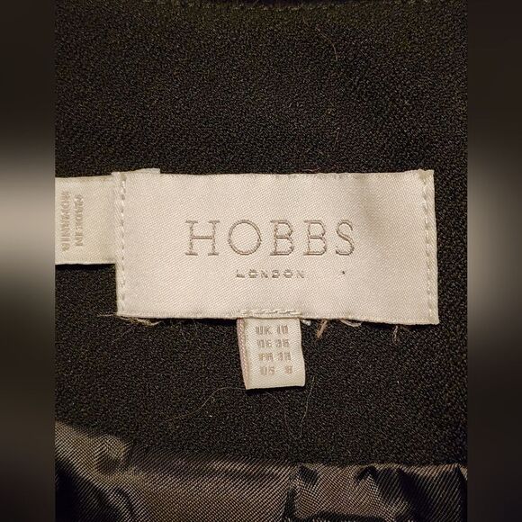 HOBBS  - Picture 11 of 13